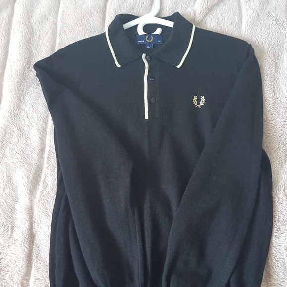 Sweater - Picture 1 of 4